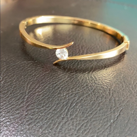 14K Real Yellow Gold Small CZ Bangle Bracelet - Picture 6 of 13